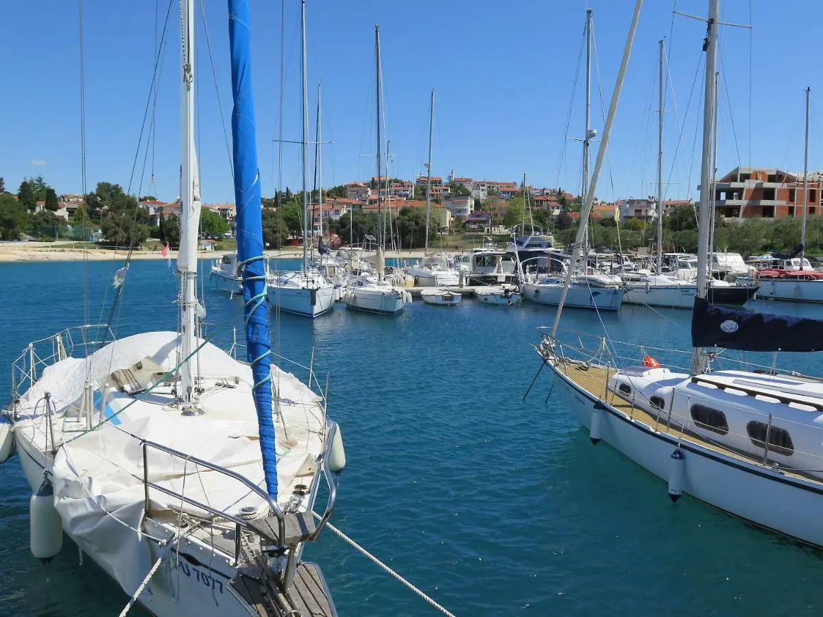 Apartment Pletikos Pula 0*,  Kroatien